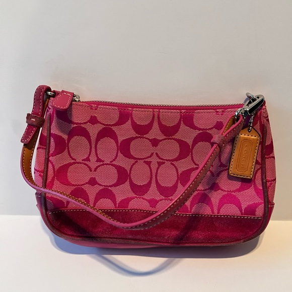 Coach Handbags - Coach signature Demi baguette bag